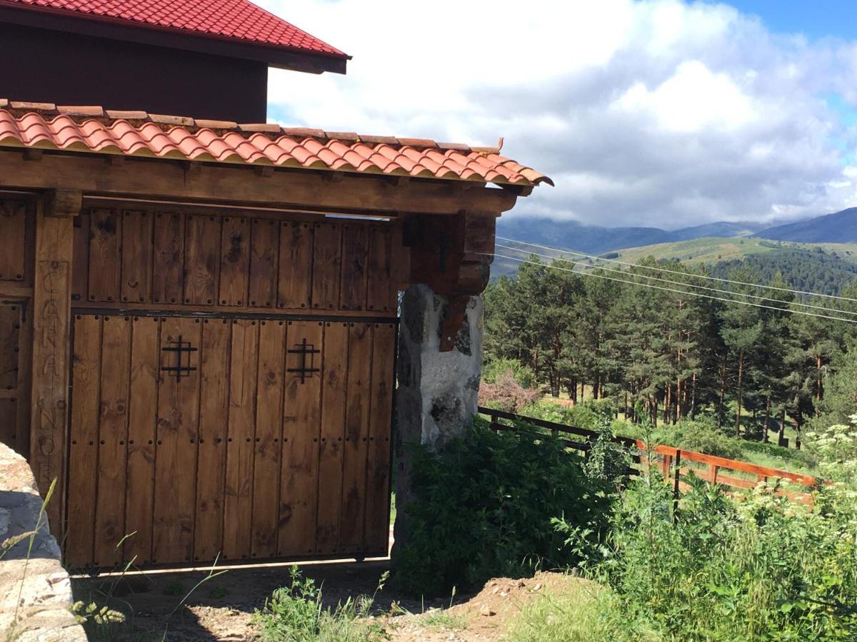 Cara Norte De Gredos Hoyos del Espino Kültér fotó