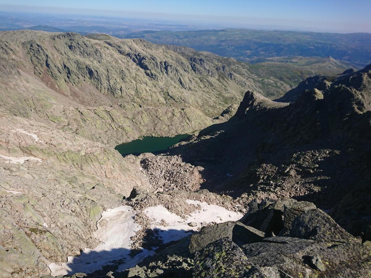 Cara Norte De Gredos Hoyos del Espino Kültér fotó