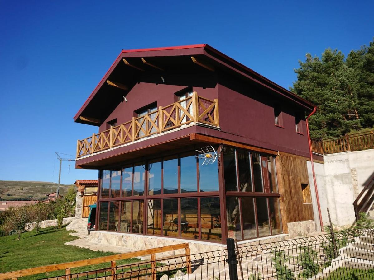 Cara Norte De Gredos Hoyos del Espino Kültér fotó