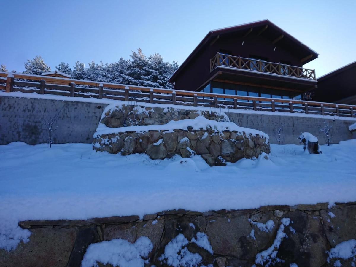 Cara Norte De Gredos Hoyos del Espino Kültér fotó