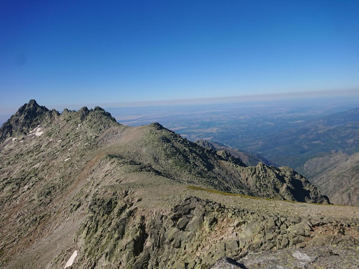 Cara Norte De Gredos Hoyos del Espino Kültér fotó